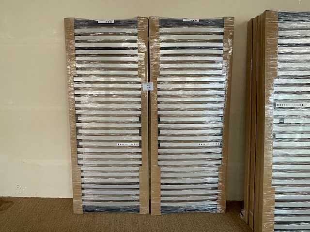 2 vaste lattenbodems - afbeelding 1 van  3