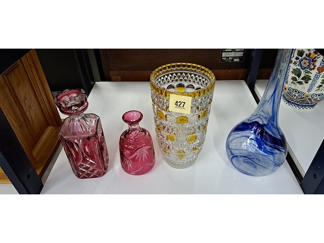 2 vazen en 2 karaffen - afbeelding 1 van  1