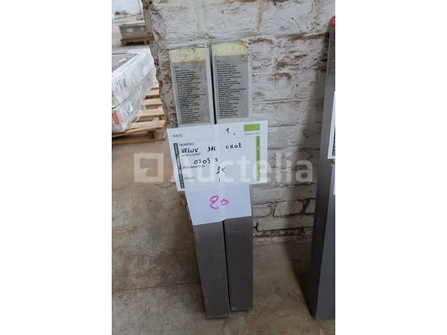 2 velux dak raamjaloezieën - afbeelding 1 van  2