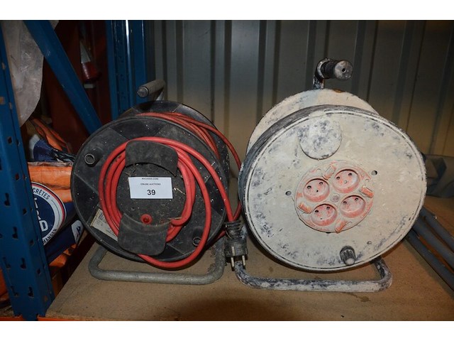 2 verlengkabels op haspel - afbeelding 1 van  5