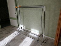2 verrijdbare kledijrekken - afbeelding 2 van  3