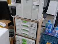 2 verrijdbare materiaalkastjes met inhoud - afbeelding 2 van  7