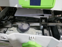 2 verrijdbare materiaalkastjes met inhoud - afbeelding 5 van  7