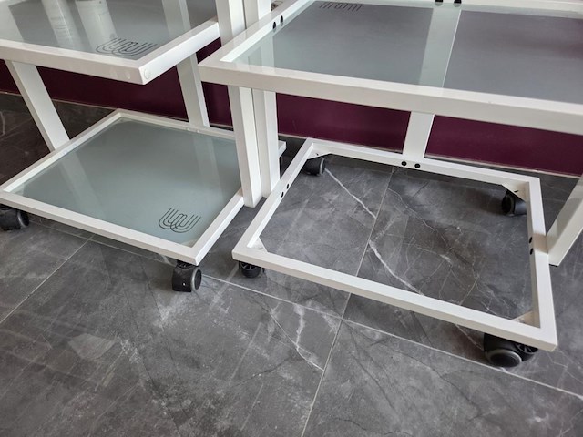 2 verrijdbare materialentafeltjes - afbeelding 5 van  5