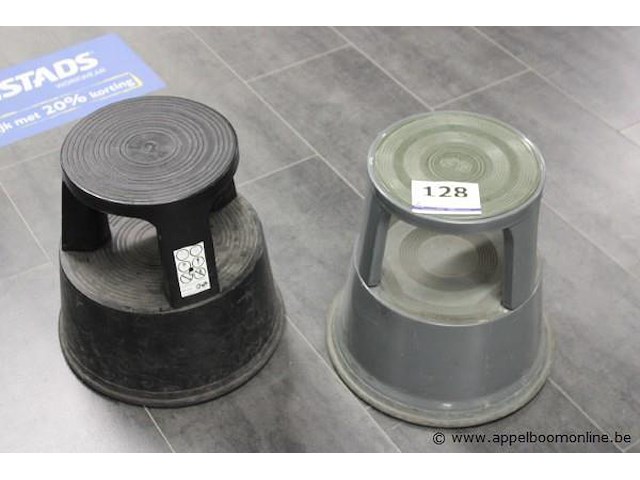 2 verrijdbare opstapjes - afbeelding 1 van  1