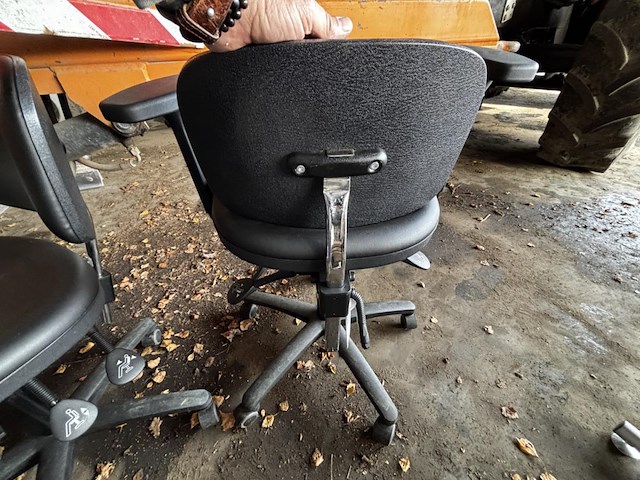 2 verrijdbare stoelen - afbeelding 4 van  4