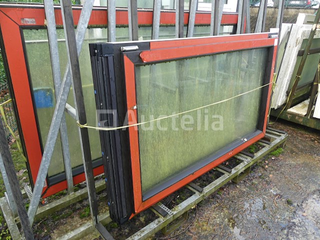 2 verschillende pvc-frames - afbeelding 1 van  3