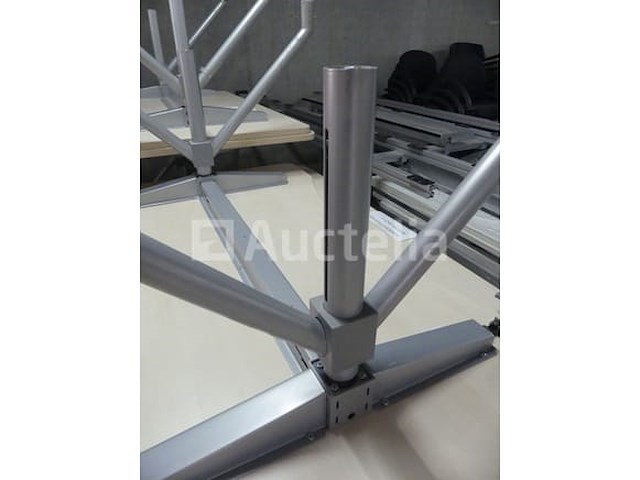 2 verstelbare zit/sta bureaus - afbeelding 3 van  7