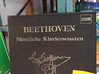 2 verzamelalbums met lp's (edith piaf en beethoven) - afbeelding 2 van  3