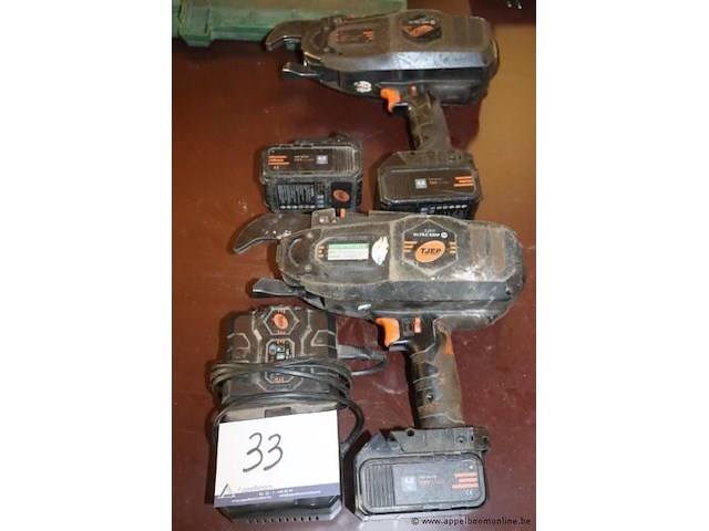 2 vlechtmachines tjep ultra grip 40 vv oplader - afbeelding 1 van  4