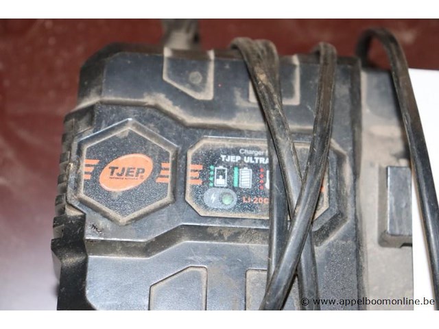 2 vlechtmachines tjep ultra grip 40 vv oplader - afbeelding 4 van  4