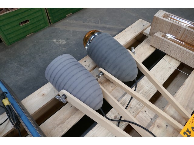 2 vloerlampen monday - afbeelding 4 van  4