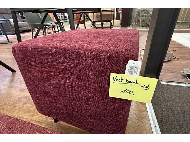 2 voetbankjes - afbeelding 2 van  10