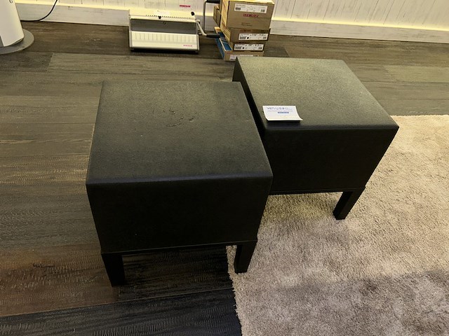 2 voetsteunen - afbeelding 1 van  4