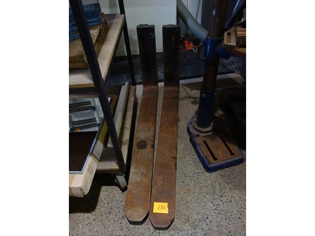 2 vorken voor heftruck - afbeelding 1 van  2