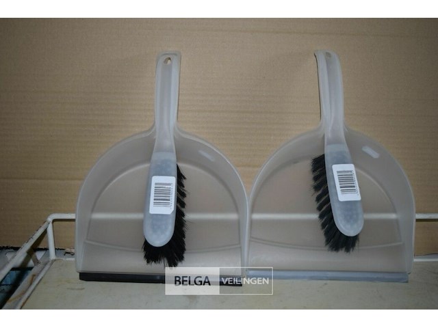 2 vuilblikje + borstel - afbeelding 1 van  1