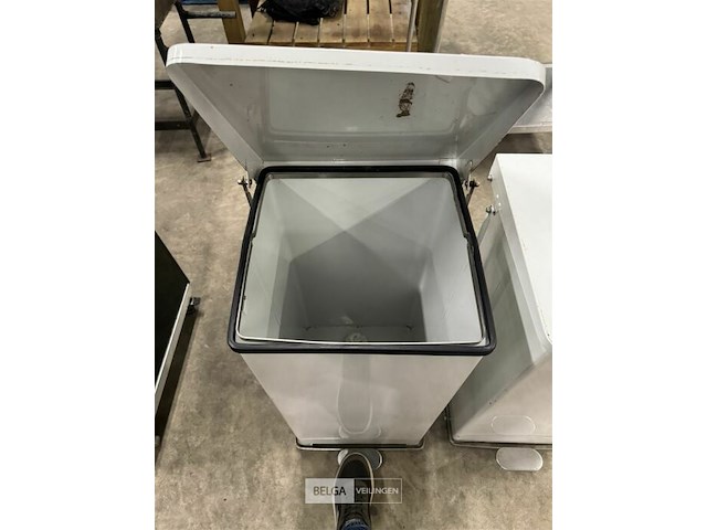 2 vuilniszakhouders - afbeelding 3 van  3