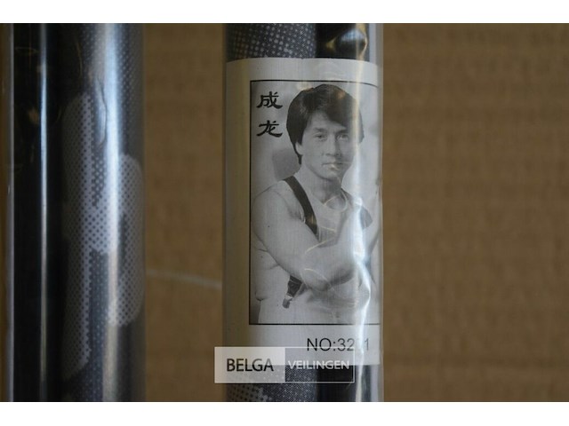 2 wanddeco jacky chan en ? - afbeelding 2 van  3