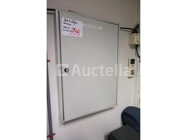 2 wandkasten met sleutels - afbeelding 2 van  4