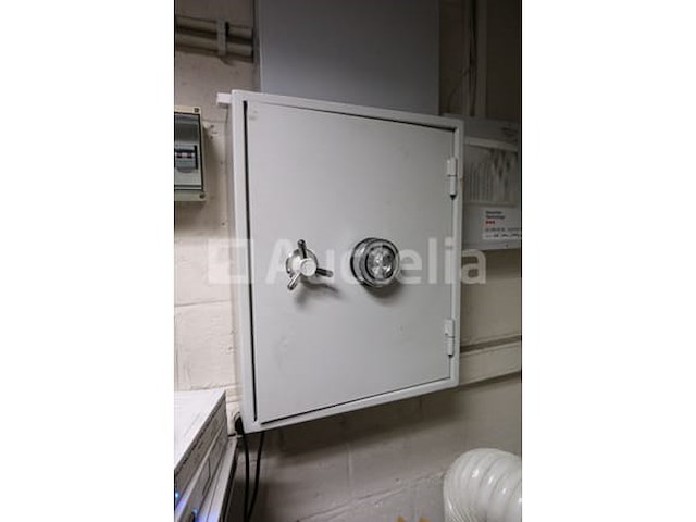 2 wandkasten met sleutels - afbeelding 3 van  4