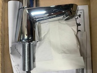 2 wastafelkranen - afbeelding 1 van  2