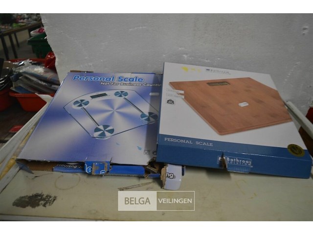 2 weegschalen - afbeelding 1 van  3