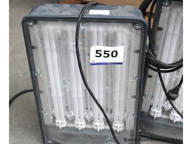 2 werflampen lena lighting 4x80w, werking niet gekend - afbeelding 2 van  5