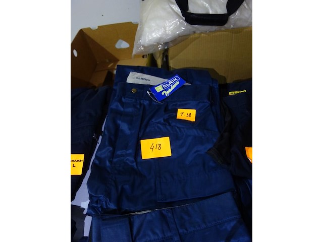 2 werkbroeken - maat 38 (grote maten) - afbeelding 1 van  1