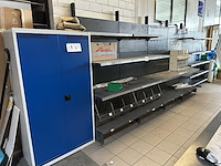 2 winkeldisplays +- l5m & l2m + archiefkast