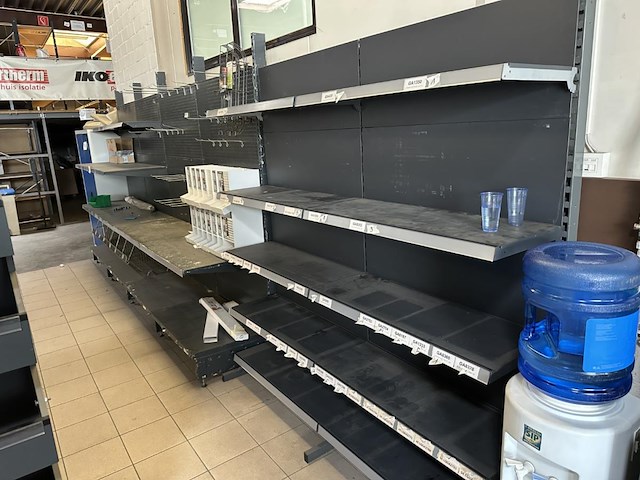 2 winkeldisplays +- l5m & l2m + archiefkast - afbeelding 2 van  6