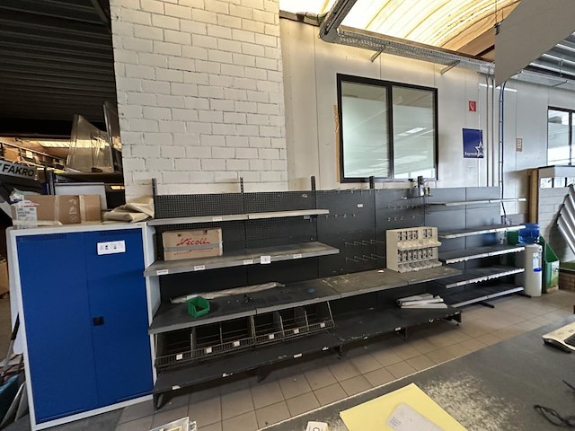 2 winkeldisplays +- l5m & l2m + archiefkast - afbeelding 3 van  6