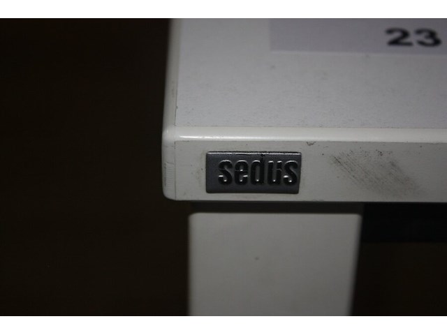 2 wit metalen rol ladeblokken, office bench sedus 4 personen 320x160 cm, 3 rolbureelstoelen met stoffen zit en pvc rug (54,57,58) - afbeelding 6 van  7