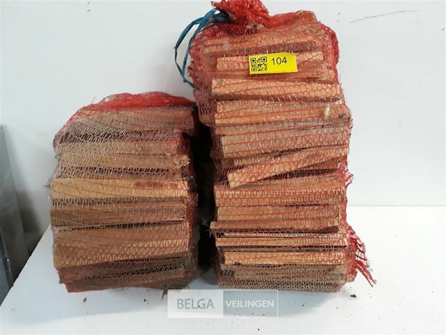 2 x aanmaakhout in zak - afbeelding 1 van  3