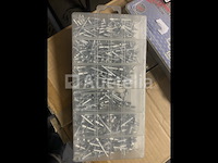 2 x assortiment popnagels - afbeelding 1 van  2