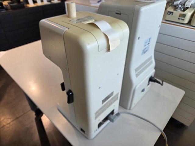 2 x autolensmeter tomey tl-2000b + tl-1000 - afbeelding 13 van  13