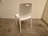 2 x azur - kuipstoel met handvat wit polypropylene - stapelbaar - afbeelding 3 van  5
