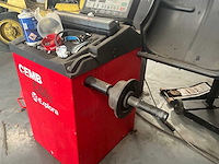 2 x banden balanceermachine met toebehoren - afbeelding 4 van  17