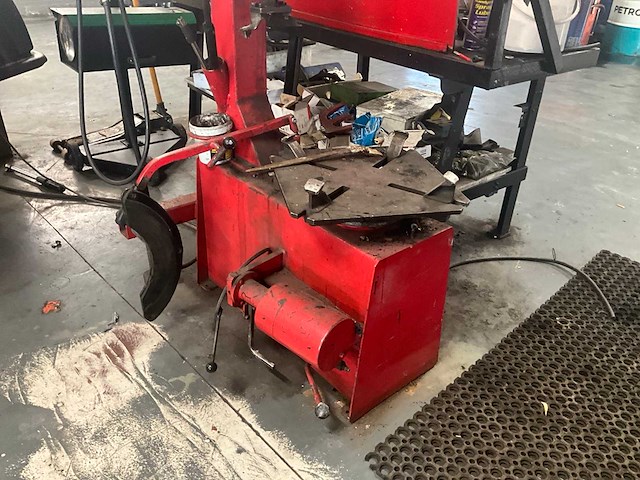 2 x banden balanceermachine met toebehoren - afbeelding 11 van  17