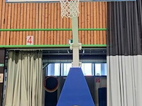 2 x basketbalinstallatie - afbeelding 1 van  5