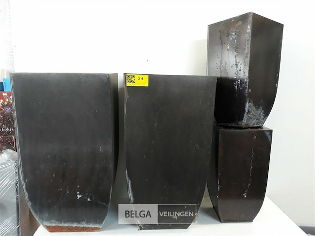 2 x bloembakken set zinc 2 stuks met roestplekken - afbeelding 1 van  3