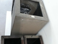 2 x bloembakken set zinc 2 stuks met roestplekken - afbeelding 3 van  3