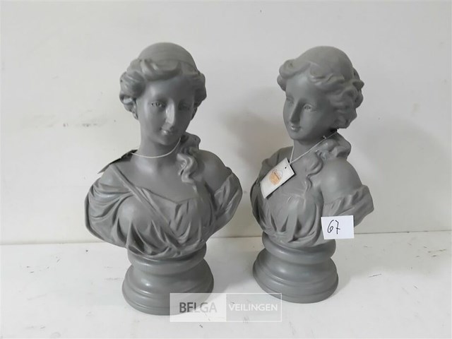 2 x borst-beeld 32x18 cm - afbeelding 1 van  3