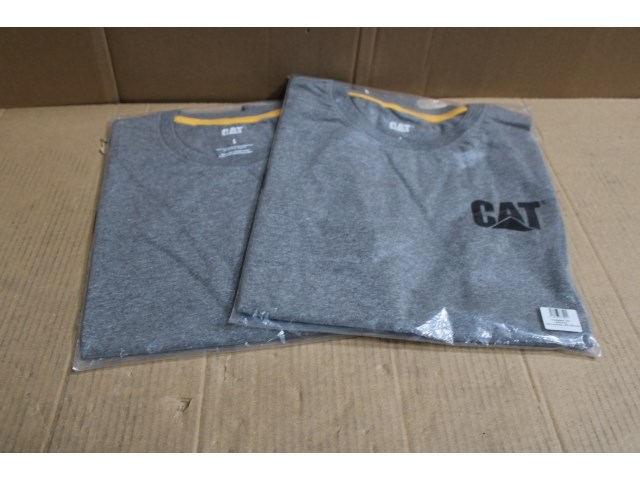 2 x cat t- shirt (large) - afbeelding 1 van  1