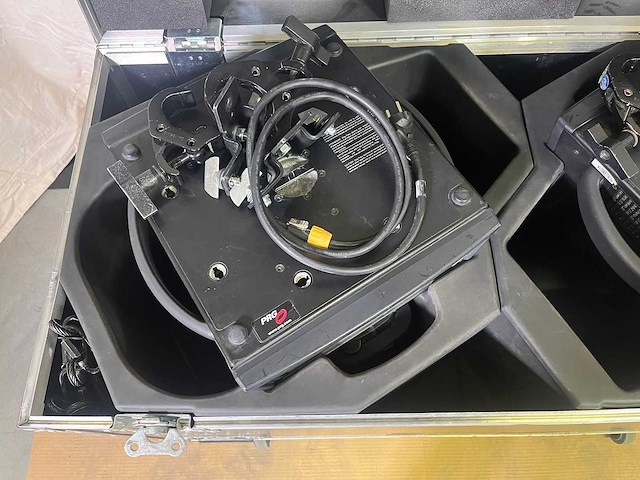 2 x clay paky scenius profile - afbeelding 2 van  6