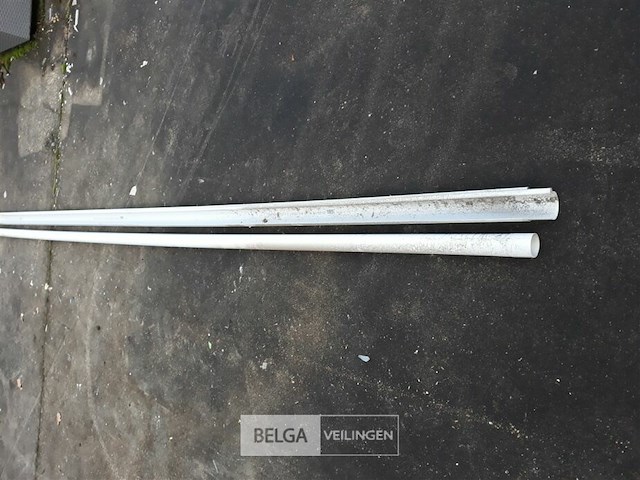 2 x dakgoot pvc licht grijs 4 m 80mm + buis 50mm 4m - afbeelding 1 van  3