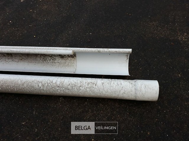 2 x dakgoot pvc licht grijs 4 m 80mm + buis 50mm 4m - afbeelding 3 van  3