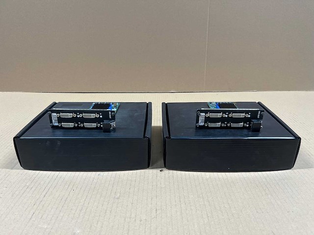 2 x disguise quad dvi cards - afbeelding 1 van  5