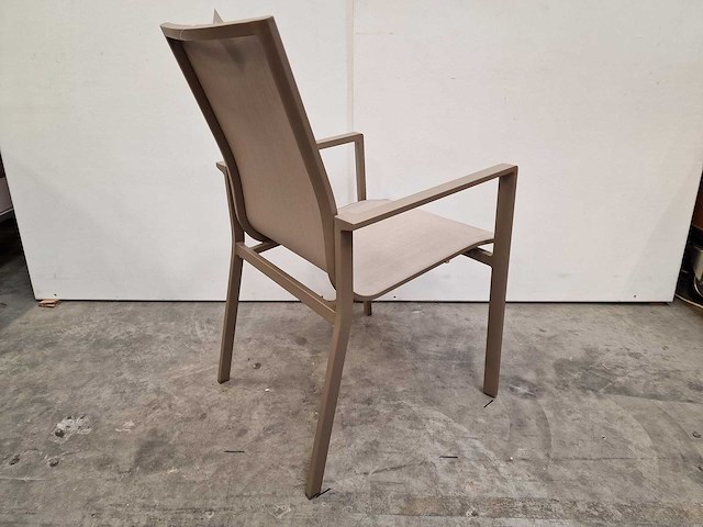 2 x garden prestige - alu stapelstoel napoli met armleuning champagne - afbeelding 2 van  4