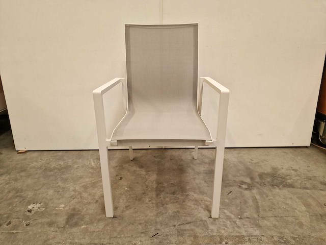 2 x garden prestige - alu stapelstoel napoli met armleuning wit - lichtgrijs - afbeelding 3 van  4