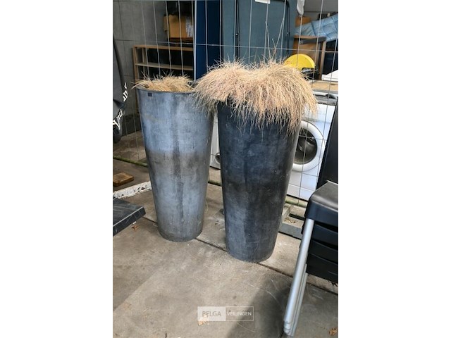 2 x grote plantenbak - afbeelding 1 van  3